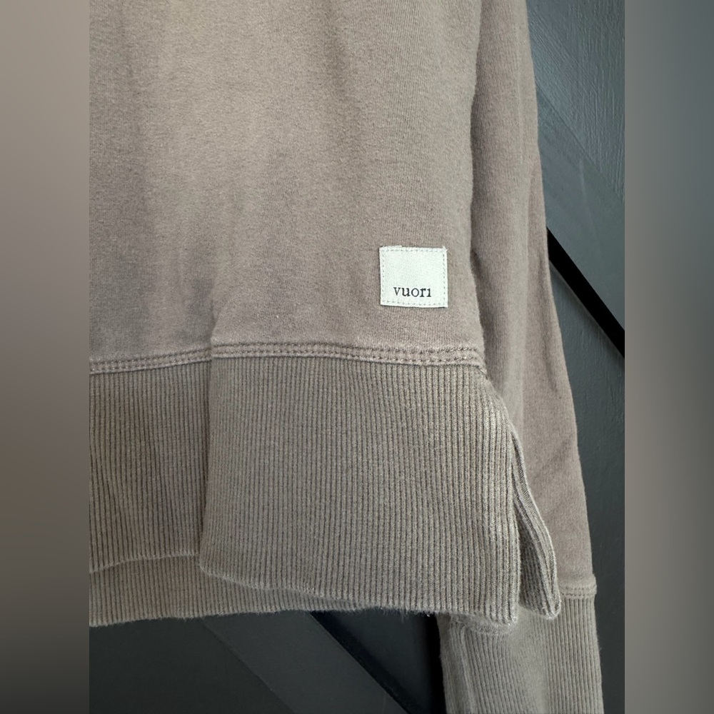 Vuori Laguna Henley in Cocoa Brown, Size Small - Picture 5 of 6